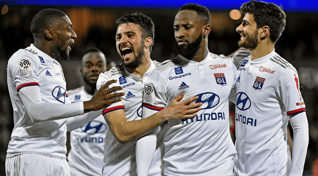 执教俱乐部前1000场场均积分前10：瓜迪奥拉第1，穆里尼奥第2