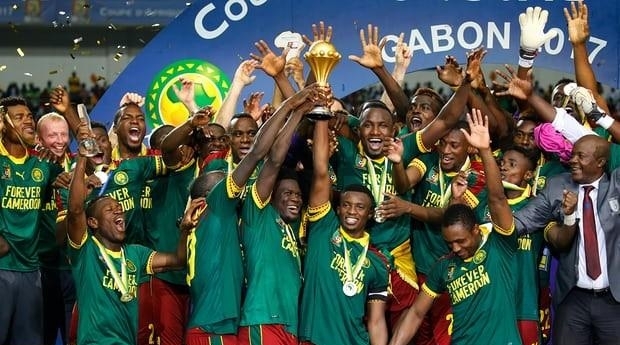 NBA交易市场动态：湖人完成签约,