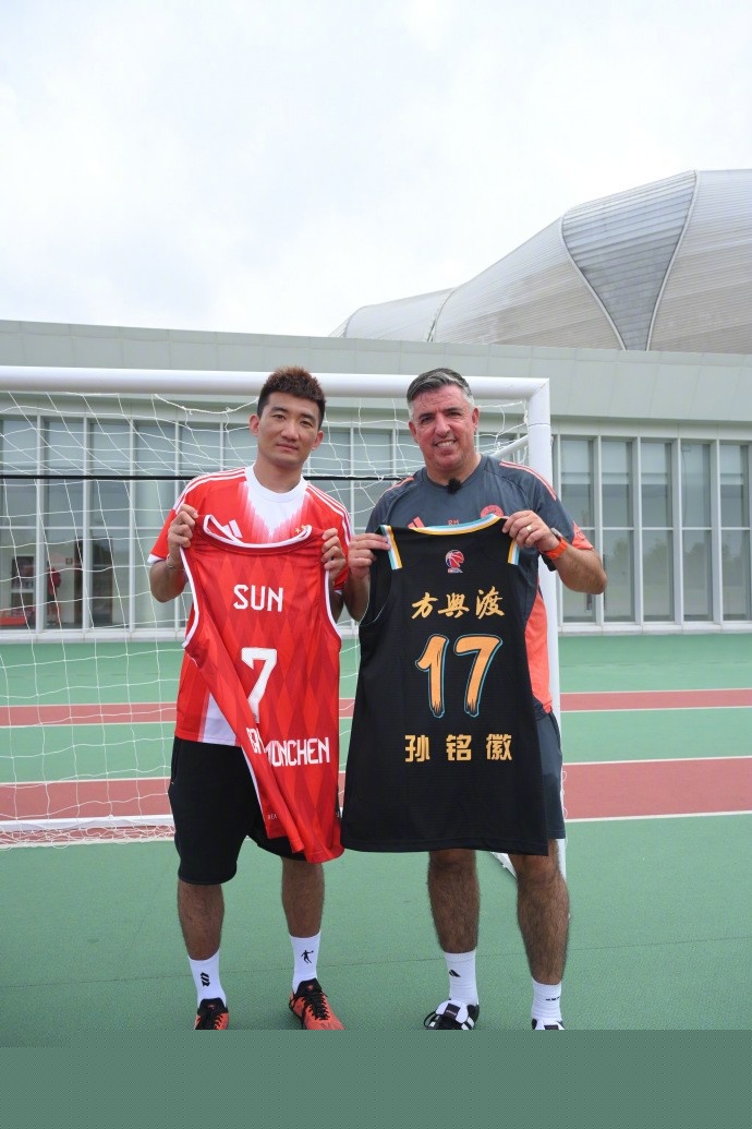 SGA：我喜欢和狄龙对位，无论你愿不愿意，你都得和他拼