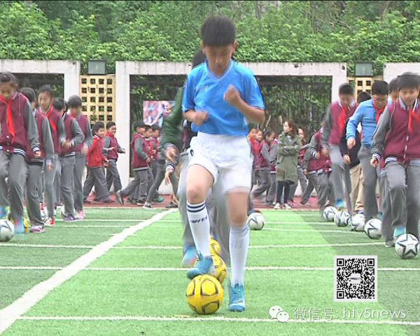 电竞粉丝大会吸引超5万观众